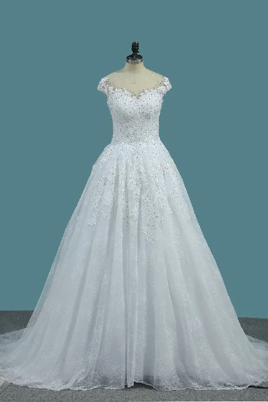 Tulle Scoop A Line Wedding Dresses With Applique And Beads Court Train Tunics Wedding white