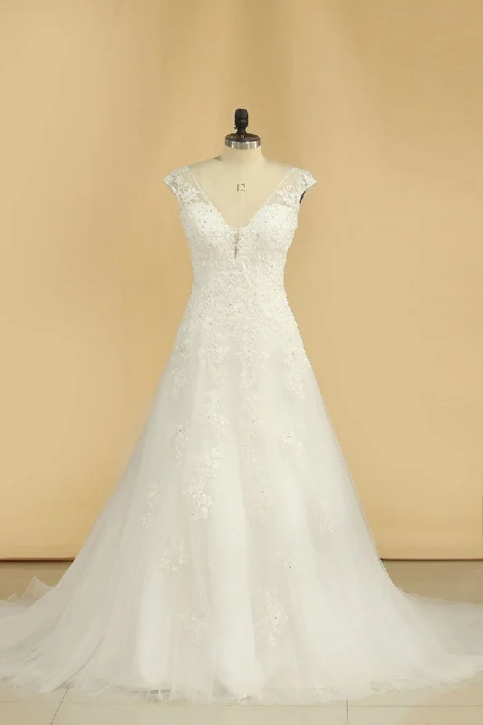 V Neck A Line Wedding Dresses Tulle With Applique Court Train Tunics Prom sequined